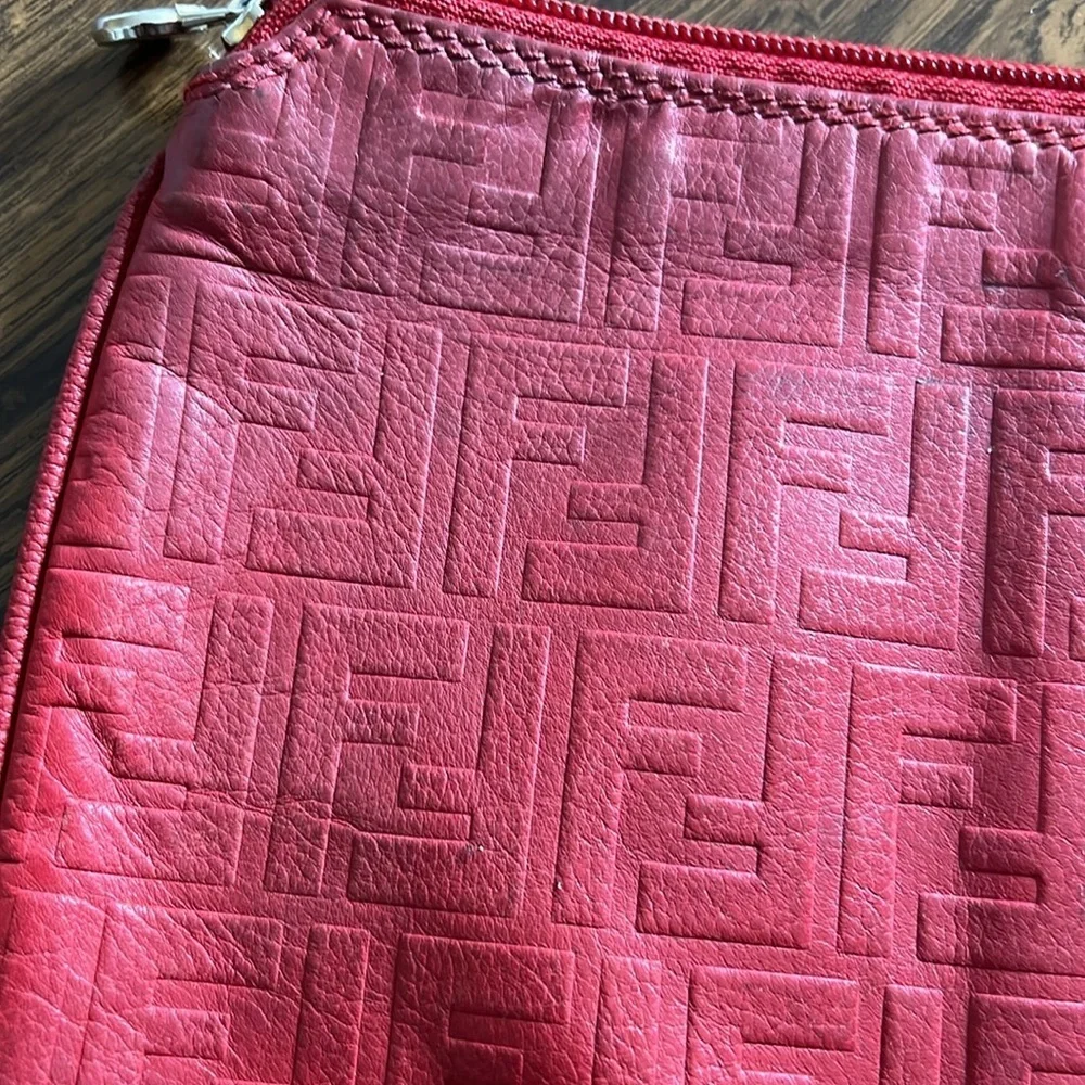 Vintage Fendi Clutch - Picture 4 of 12